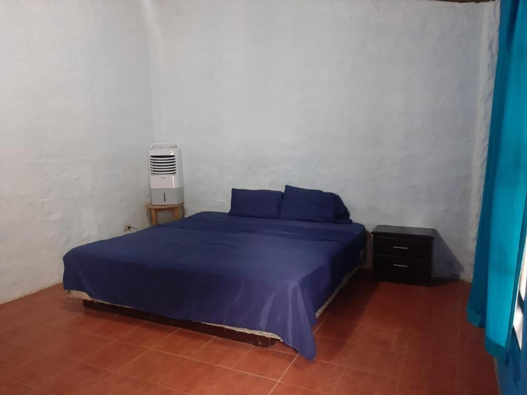 Hostal Eco-Aventura มอนตาญิตาร์ ภายนอก รูปภาพ